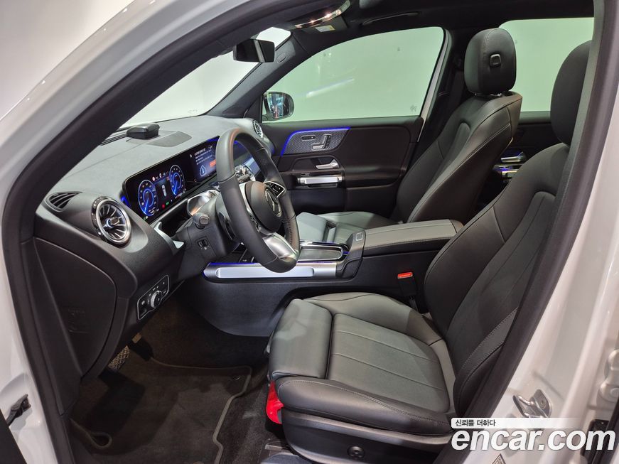 Mercedes-Benz EQB 2026