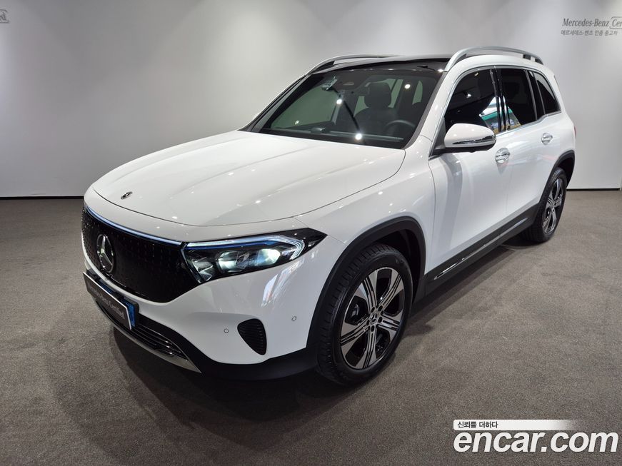 Mercedes-Benz EQB 2026