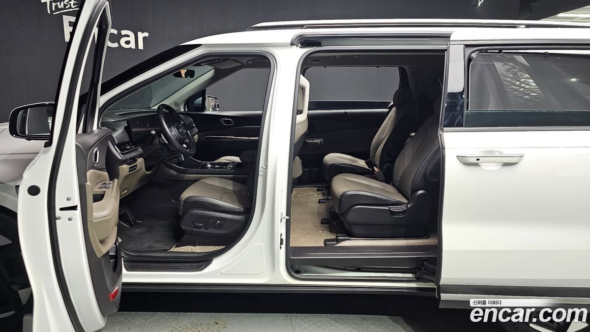 Kia Canival 2024