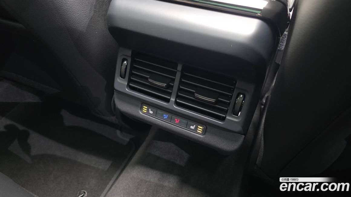 Land Rover Range Rover Evoque 2025