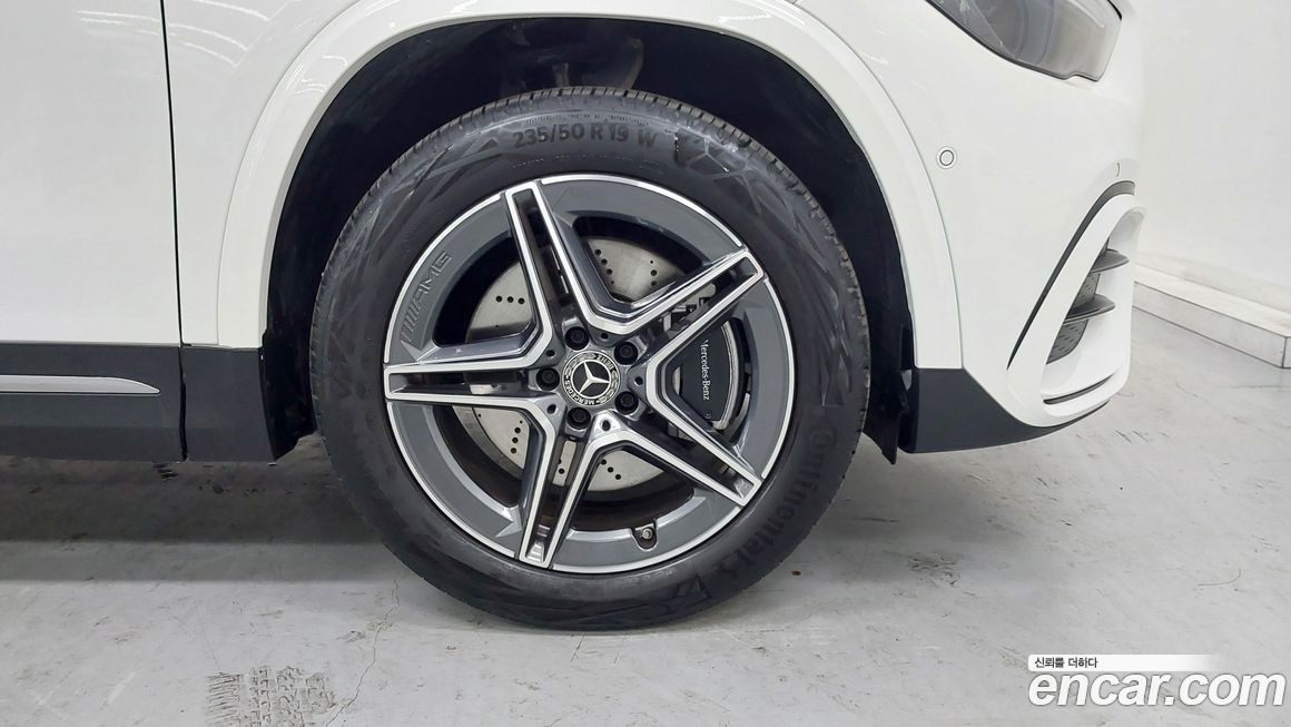 Mercedes-Benz GLA-Class 2026