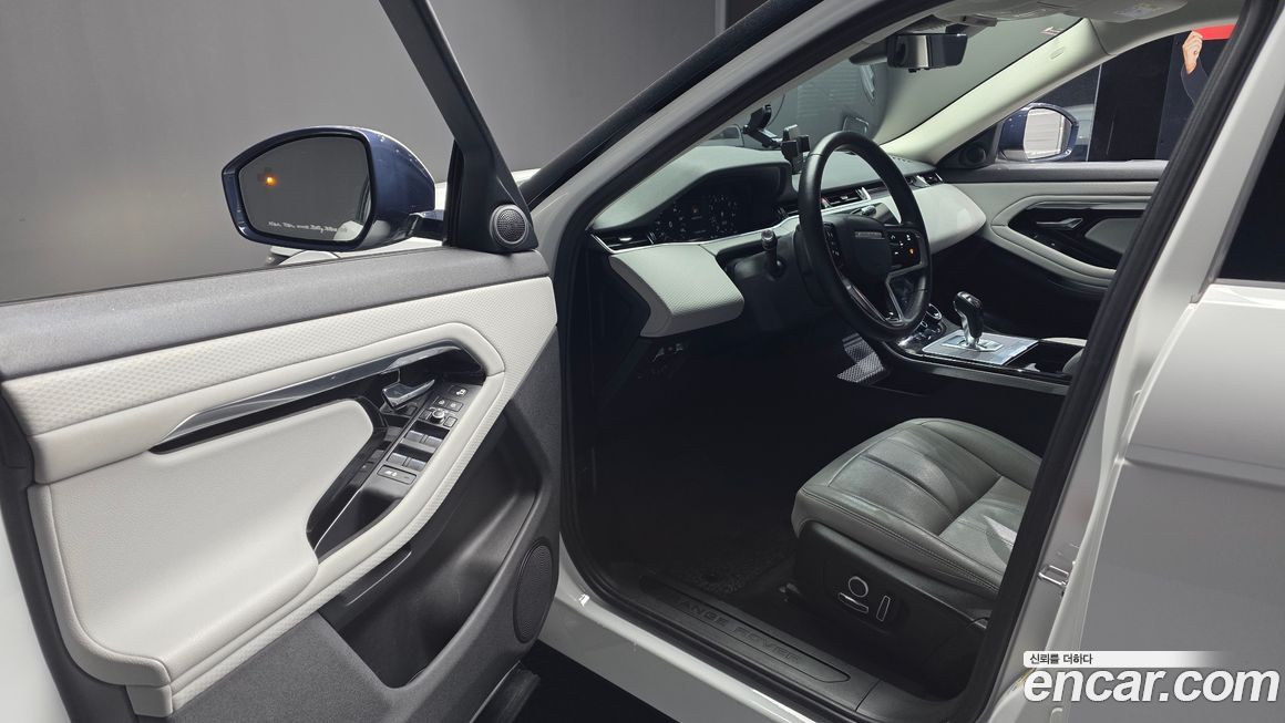 Land Rover Range Rover Evoque 2021