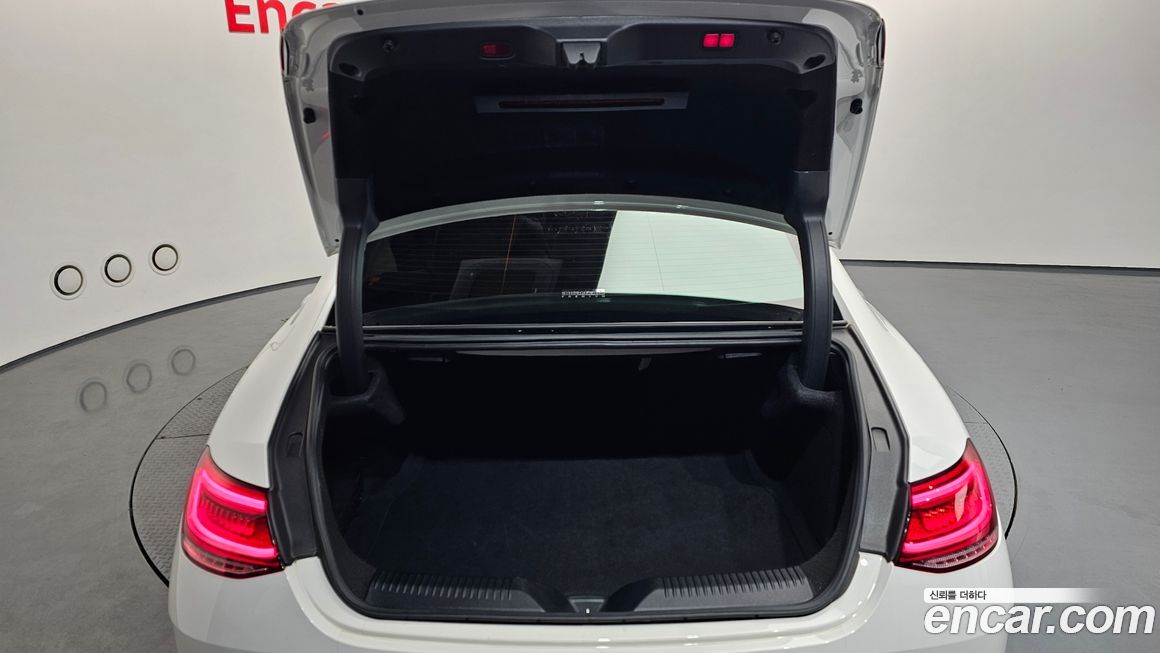 Mercedes-Benz CLS-Class 2021