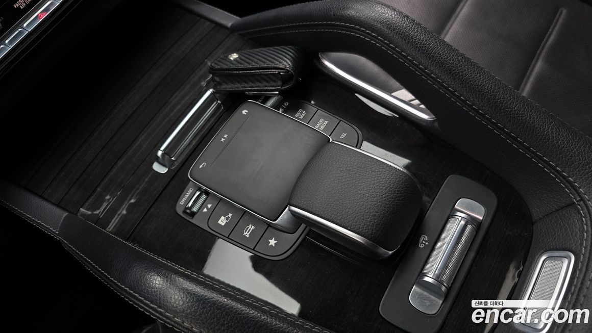 Mercedes-Benz GLE-Class 2021