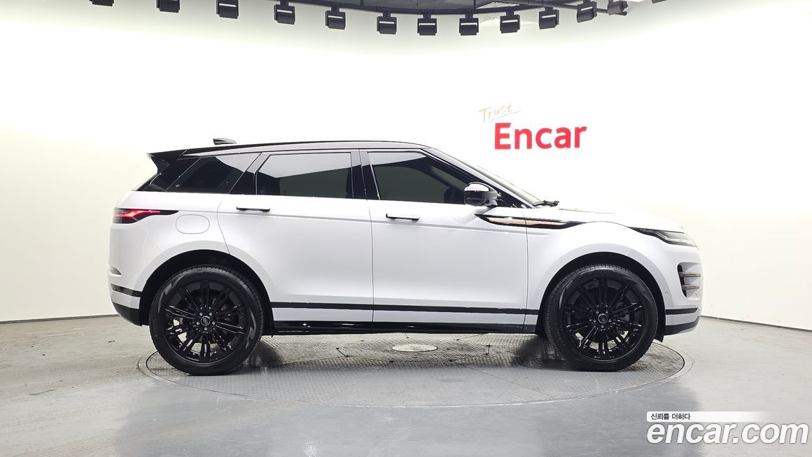 Land Rover Range Rover Evoque 2025