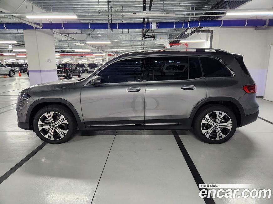 Mercedes-Benz EQB 2026