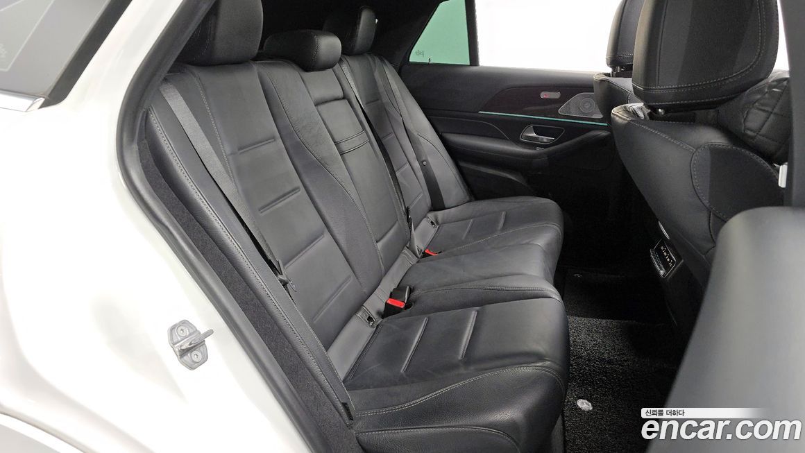 Mercedes-Benz GLE-Class 2021