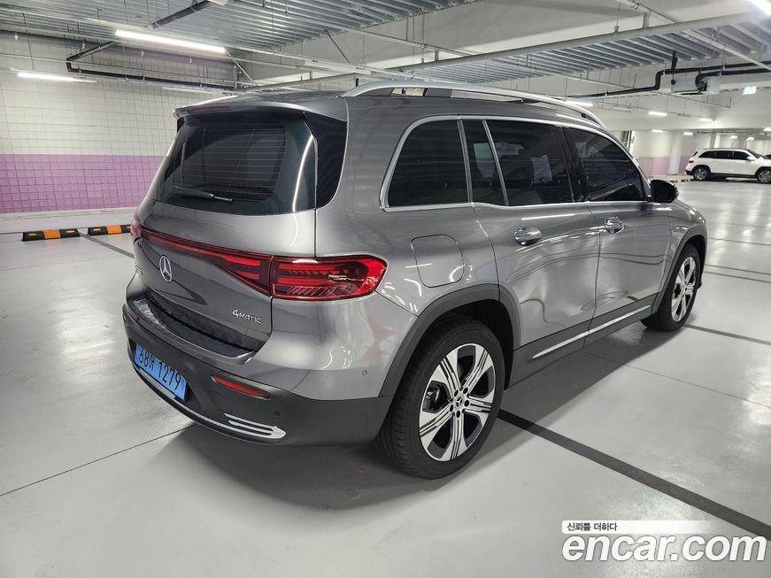 Mercedes-Benz EQB 2026