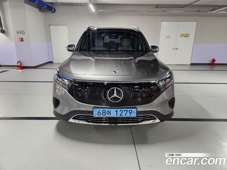 Mercedes-Benz EQB 2026