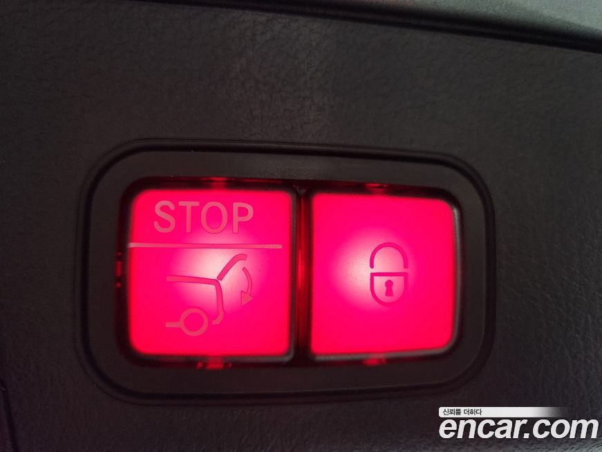 Mercedes-Benz EQB 2026