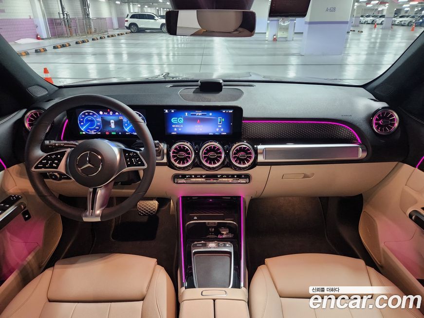 Mercedes-Benz EQB 2026