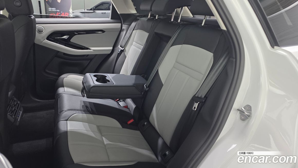 Land Rover Range Rover Evoque 2025