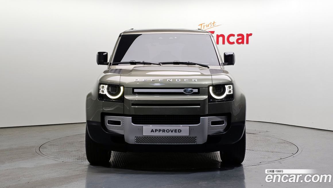 Land Rover Defender 2023