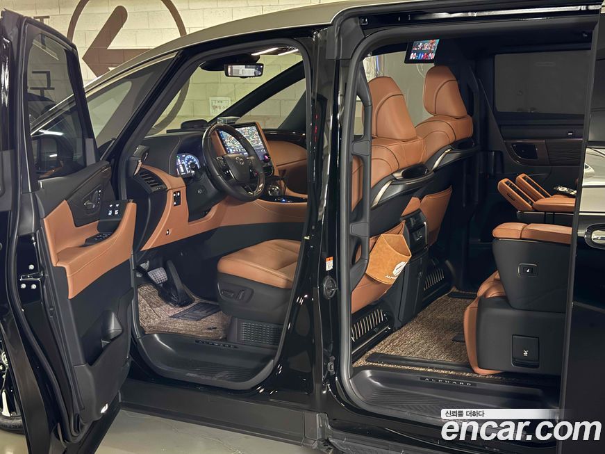 Toyota Alphard 2025