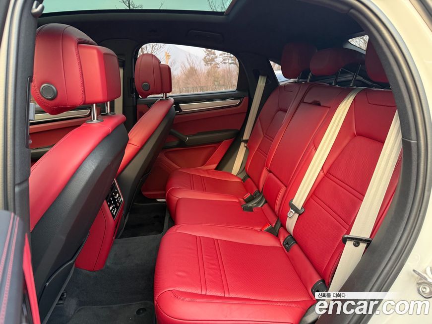 Porsche Cayenne 2023