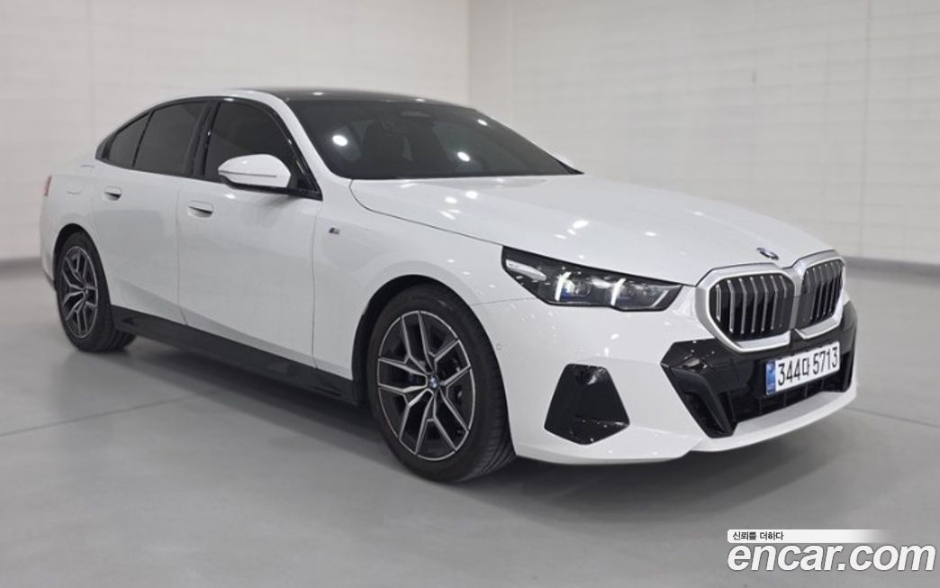 BMW 5-Series 2025