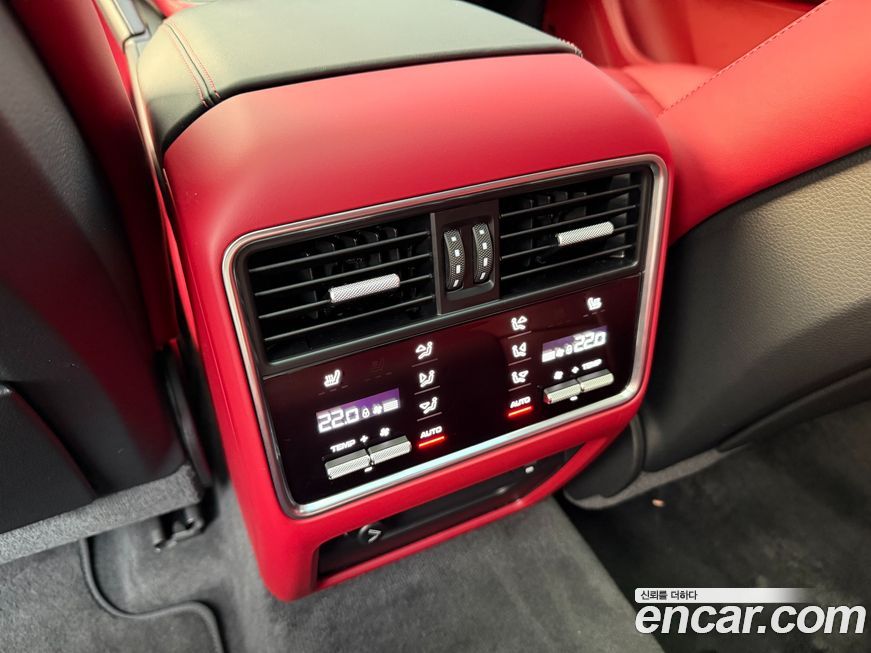 Porsche Cayenne 2023