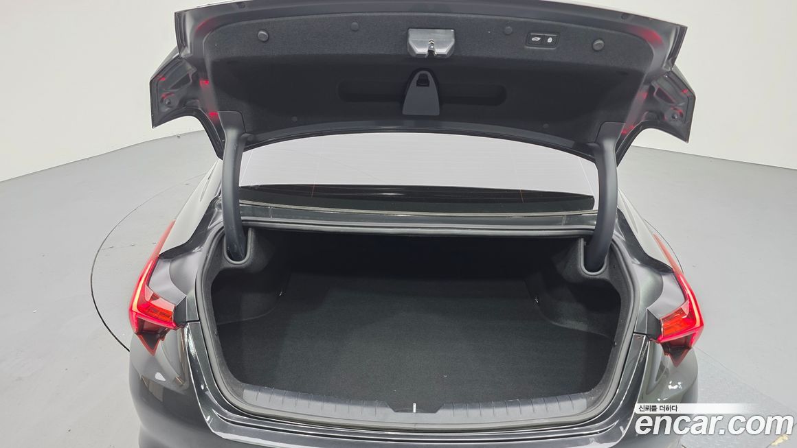 Kia K8 2024