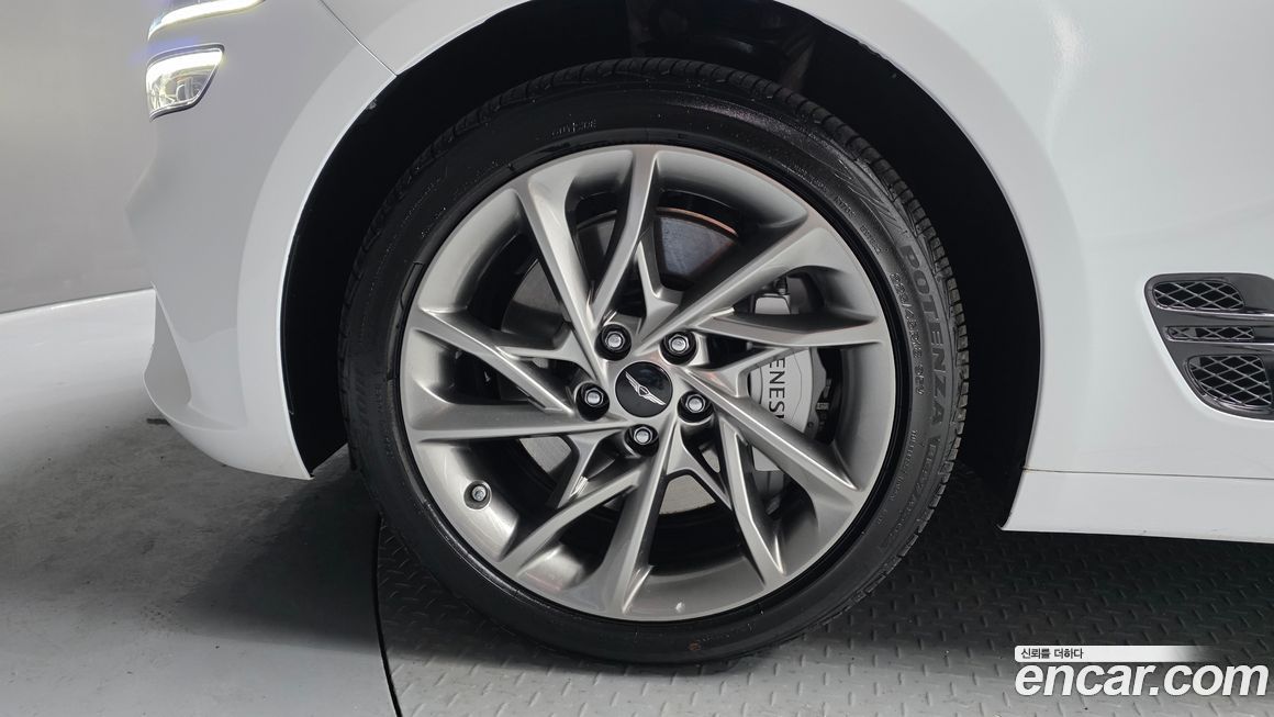 Genesis G70 2025