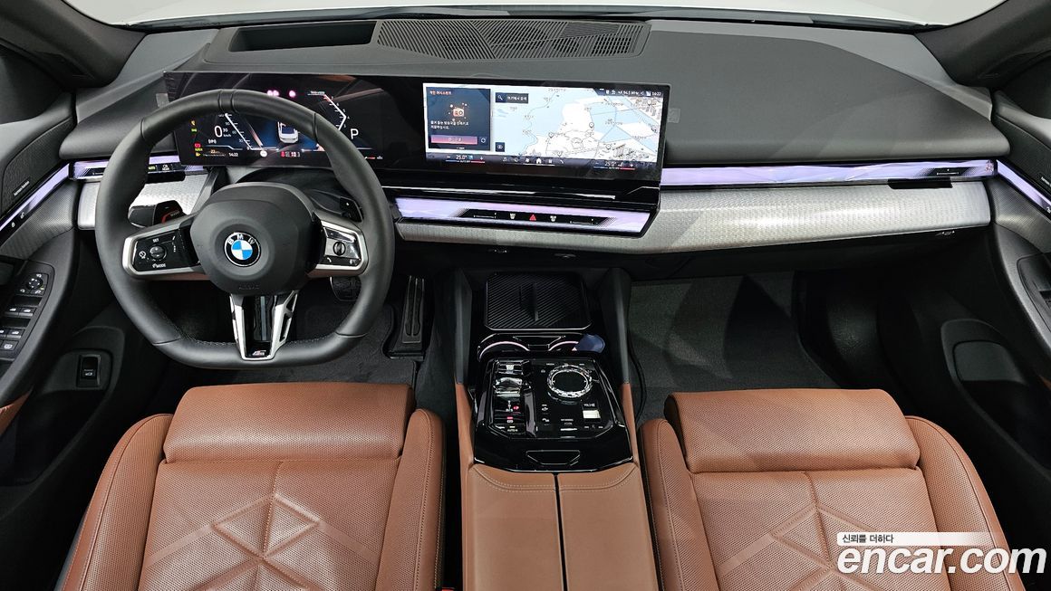 BMW 5-Series 2024