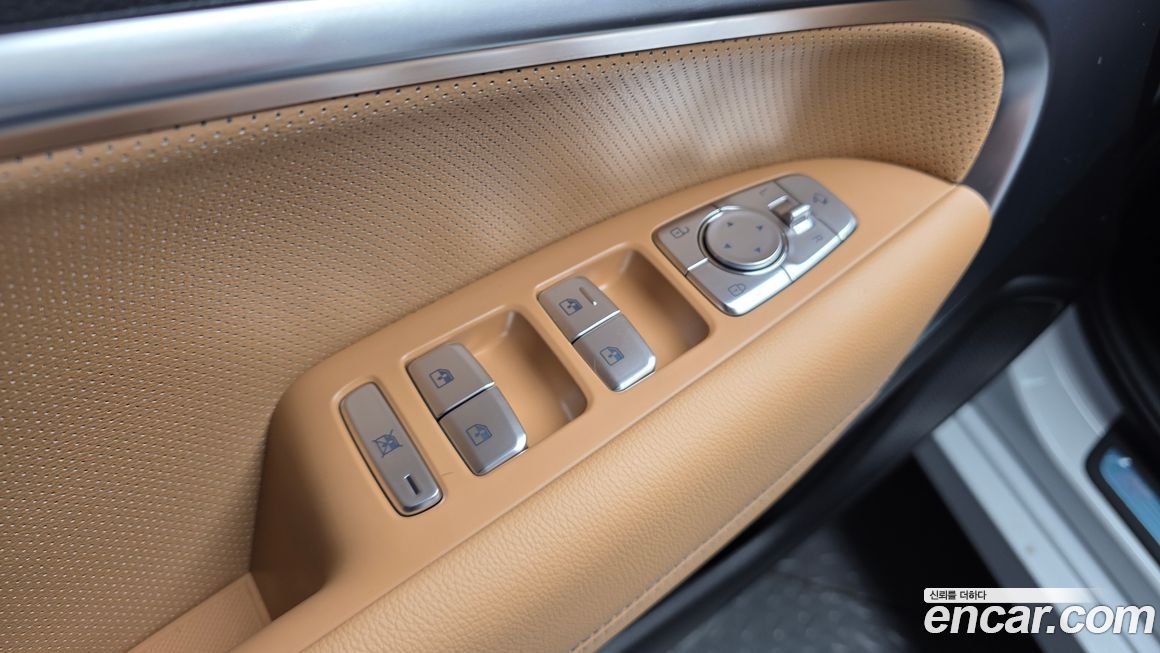 Genesis G70 2025