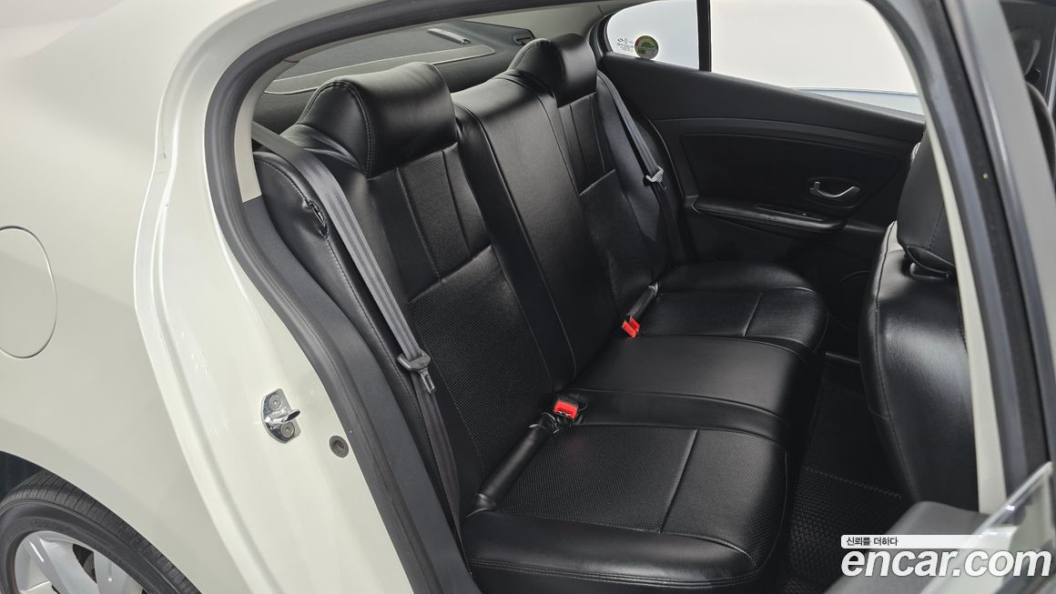 Renault-KoreaSamsung SM3 2010