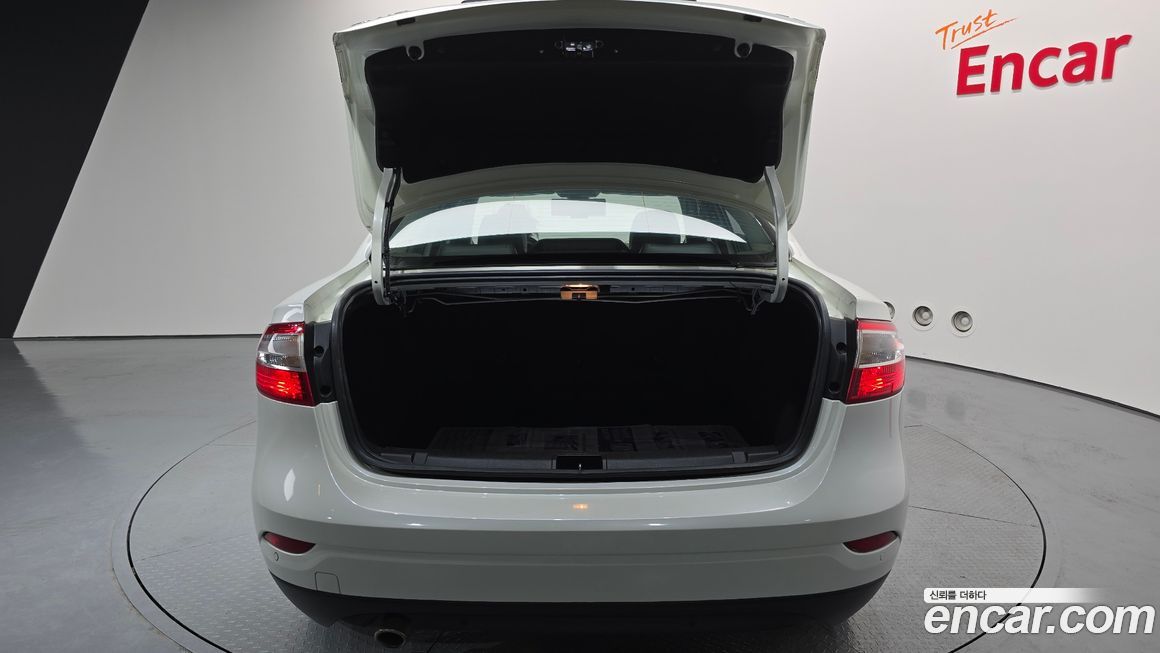 Renault-KoreaSamsung SM3 2010