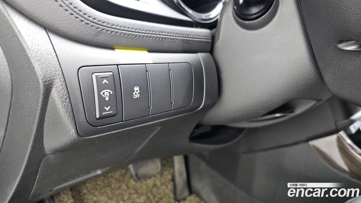 Kia K5 2011