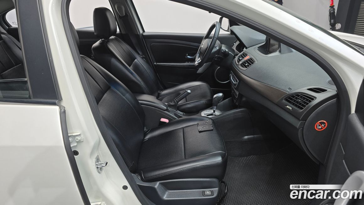 Renault-KoreaSamsung SM3 2010