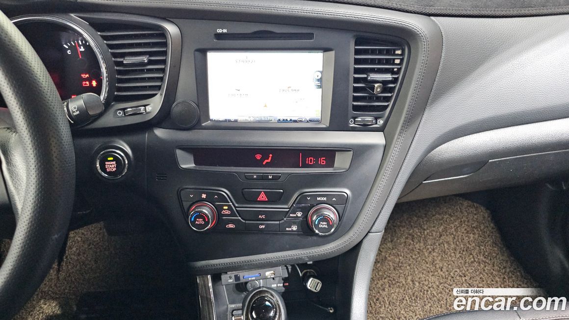 Kia K5 2011