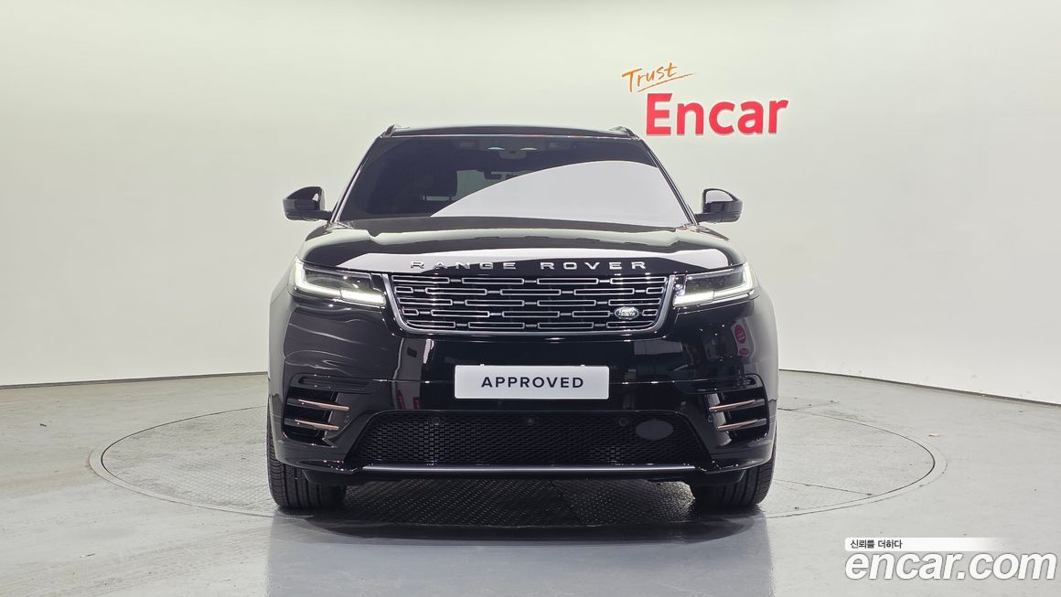 Land Rover Range Rover Velar 2025