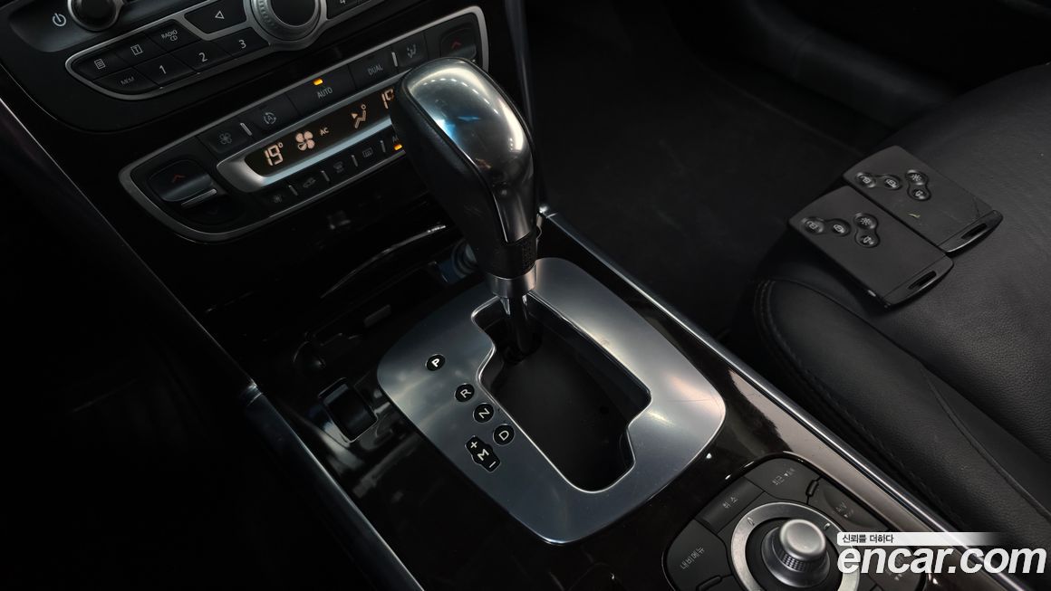 Renault-KoreaSamsung SM5  2010