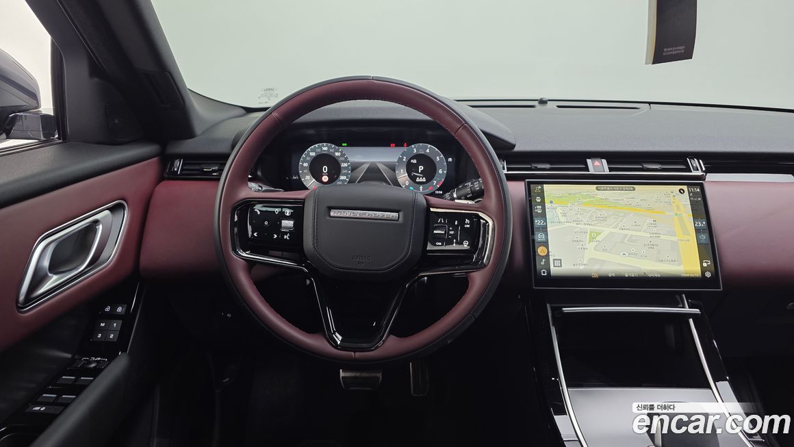 Land Rover Range Rover Velar 2025