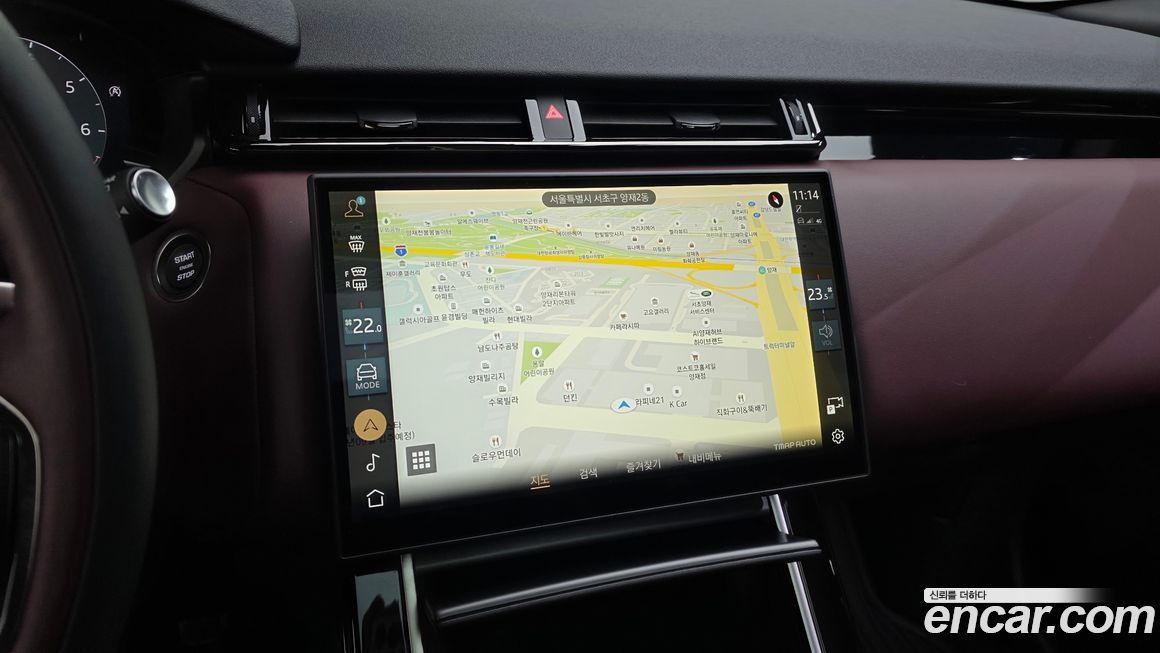 Land Rover Range Rover Velar 2025