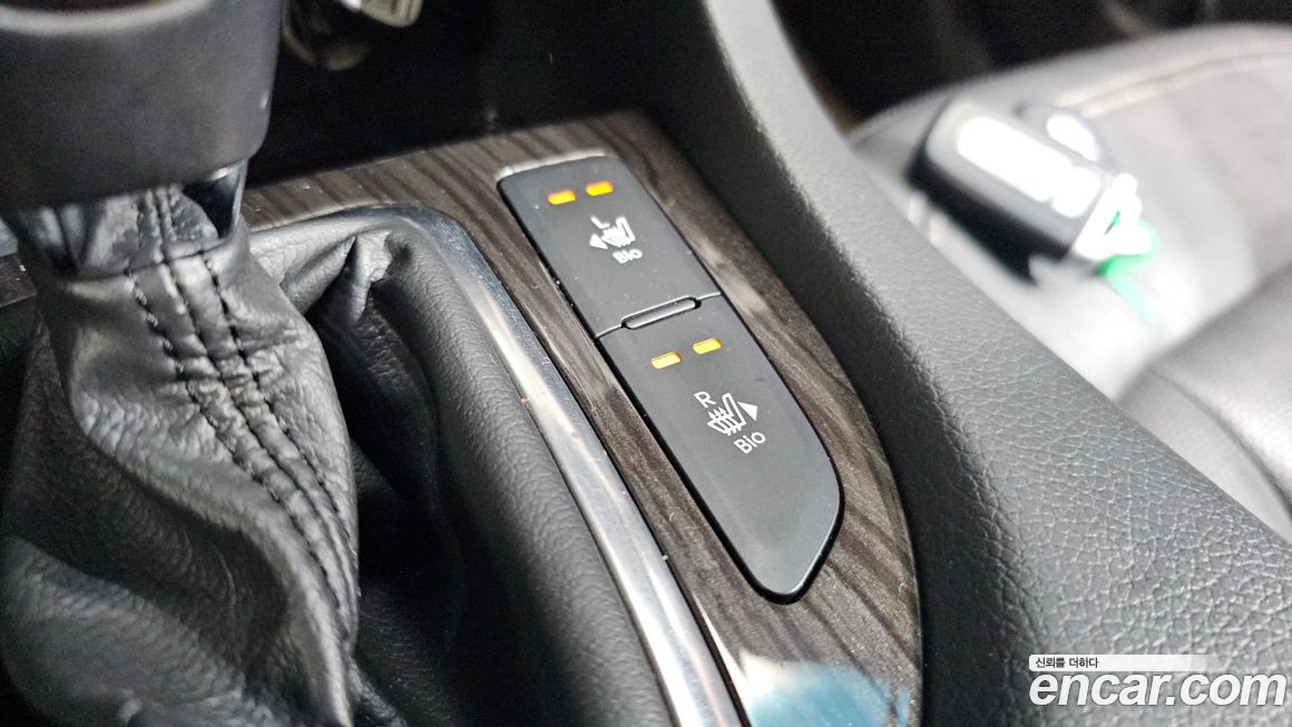 Kia K5 2011