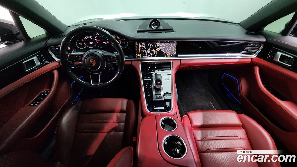Porsche Panamera 2020