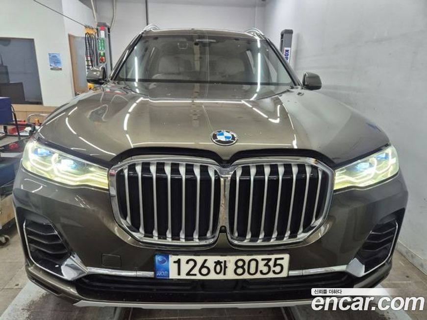 BMW X7 2022