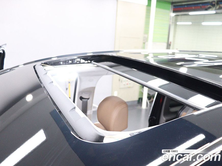 Hyundai Staria 2025