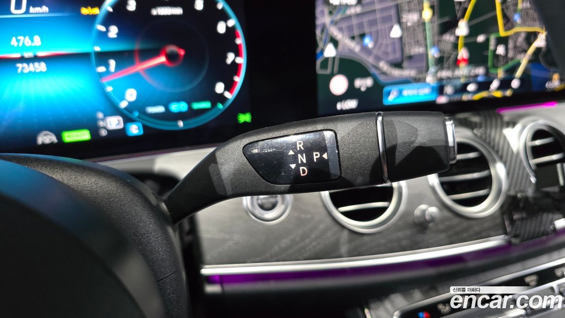 Mercedes-Benz E-Class 2022