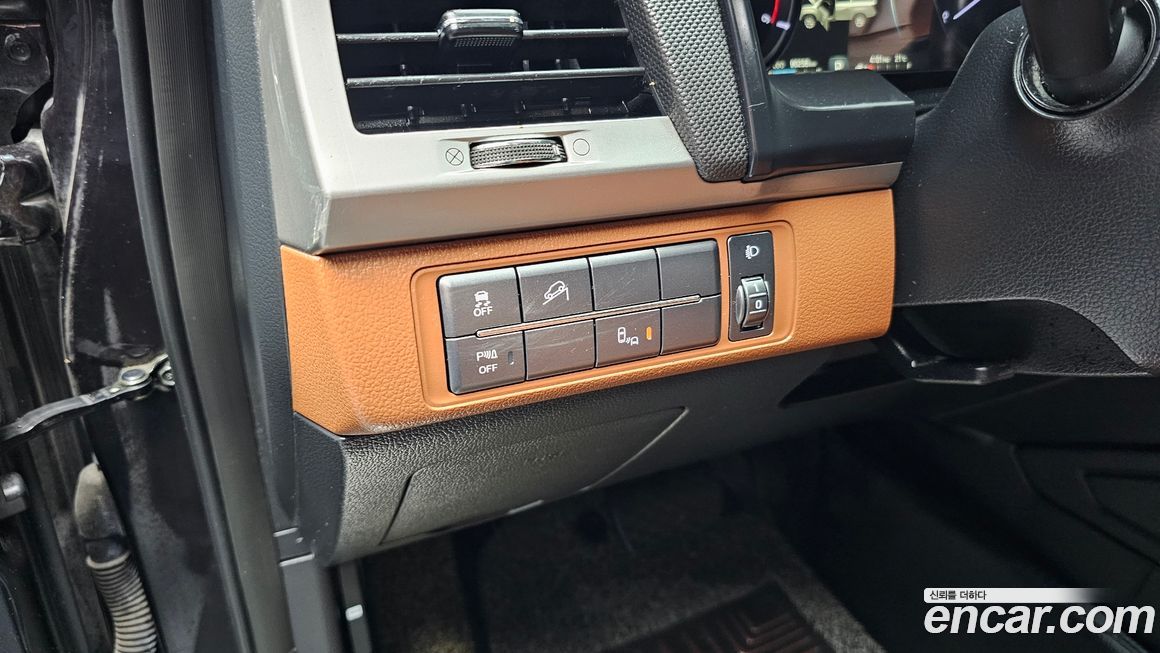 KG_Mobility_Ssangyong Rexton 2018