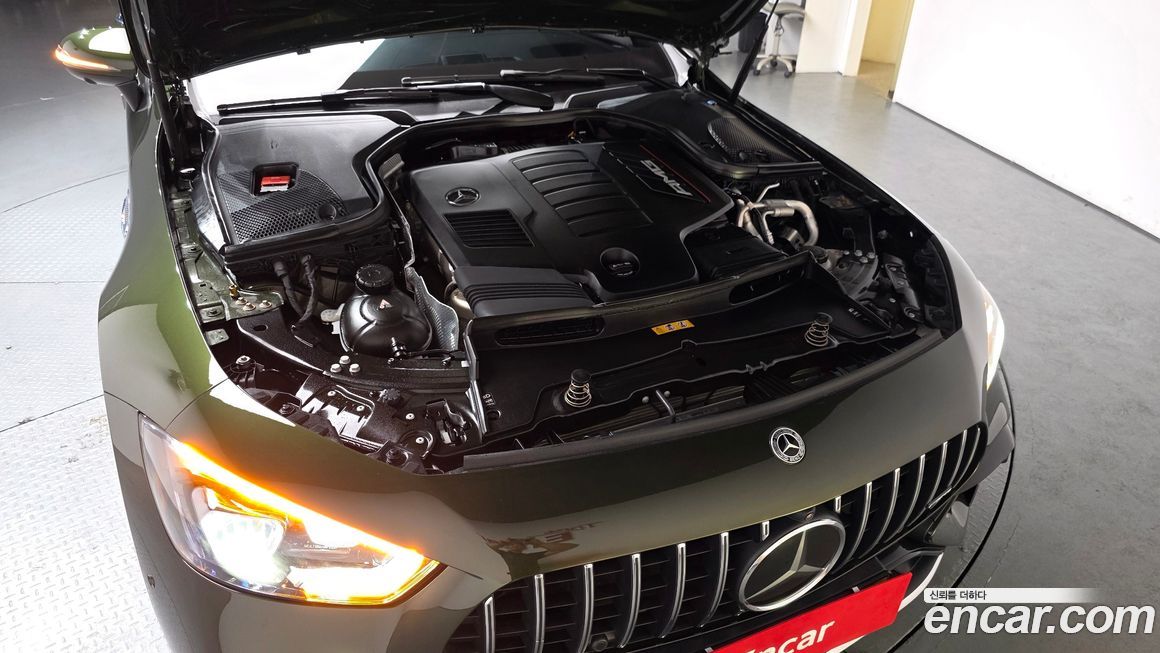 Mercedes-Benz AMG GT 2023