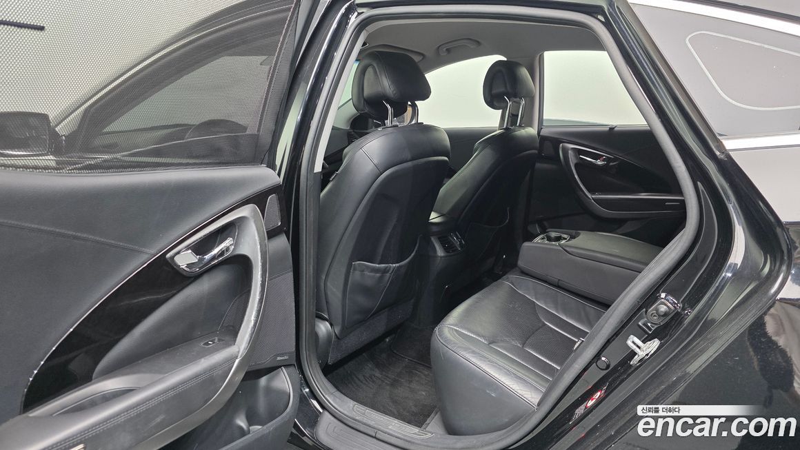 Hyundai Grandeur 2011