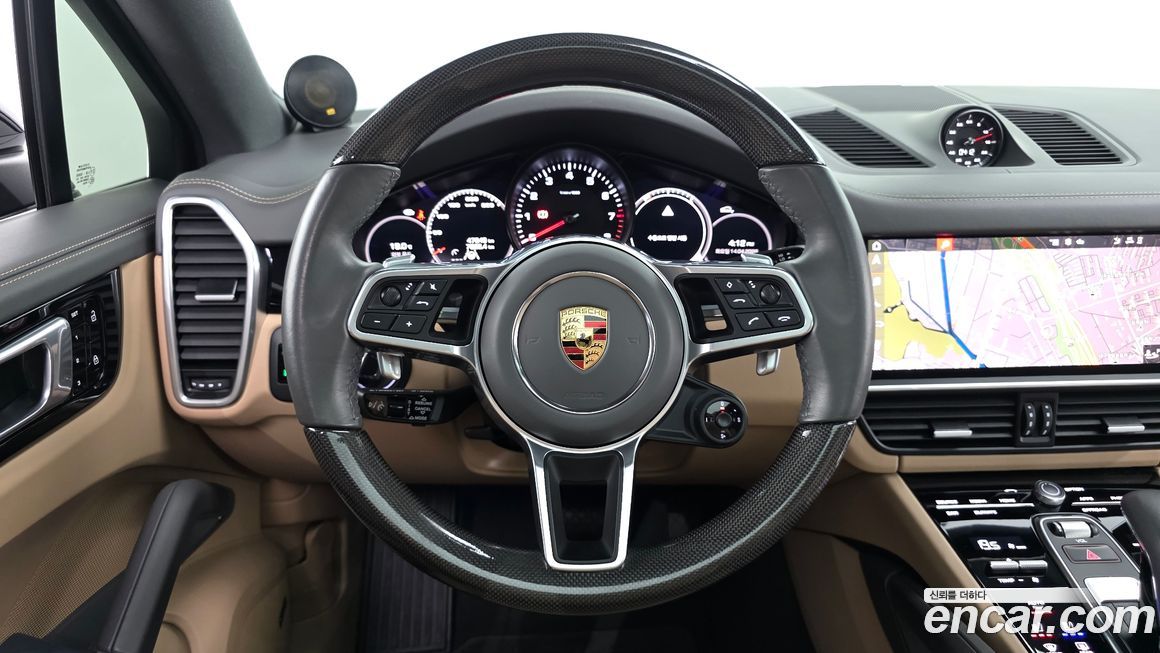 Porsche Cayenne 2021