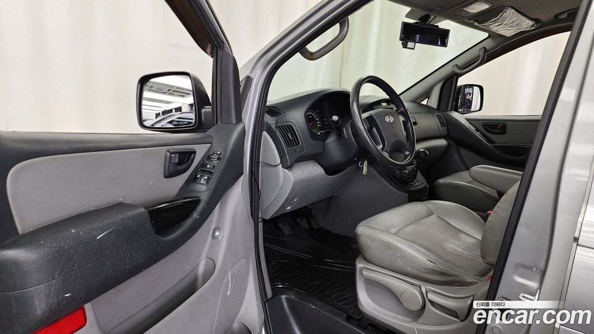 Hyundai Starex 2013