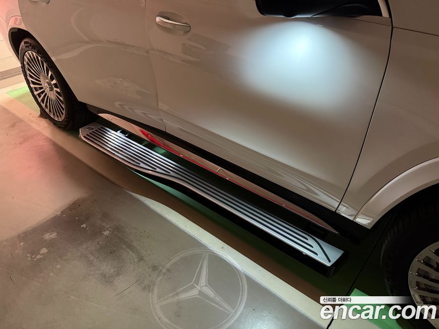 Mercedes-Benz GLS-Class 2021