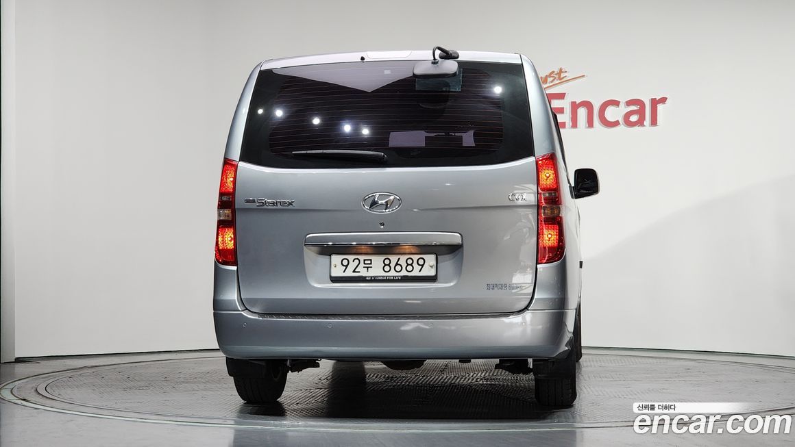 Hyundai Starex 2013
