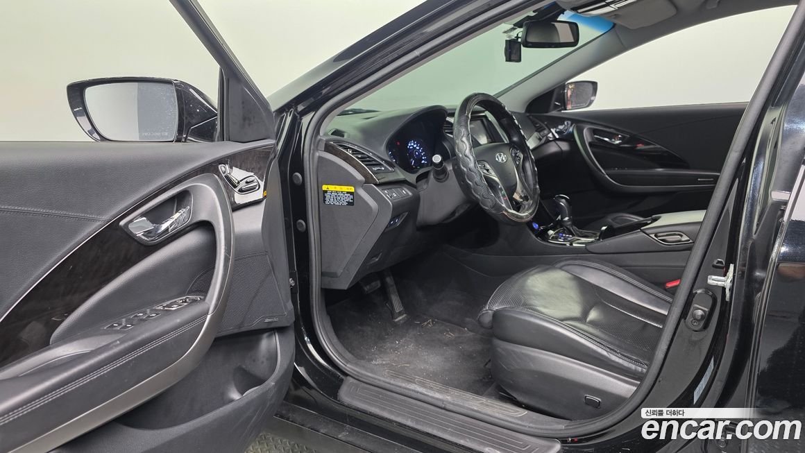 Hyundai Grandeur 2011