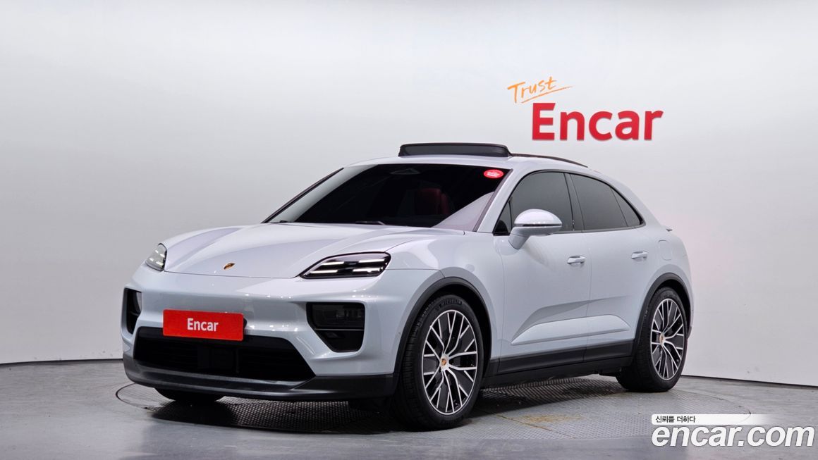 Porsche Macan 2025