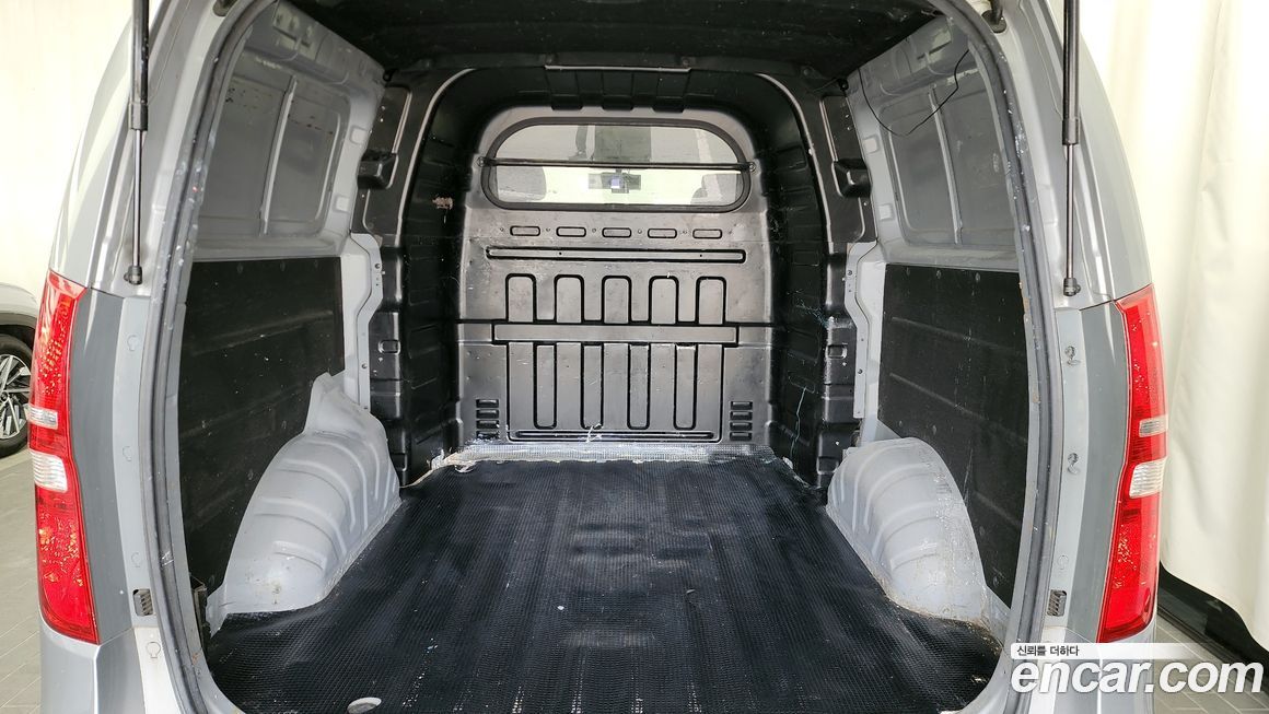 Hyundai Starex 2013