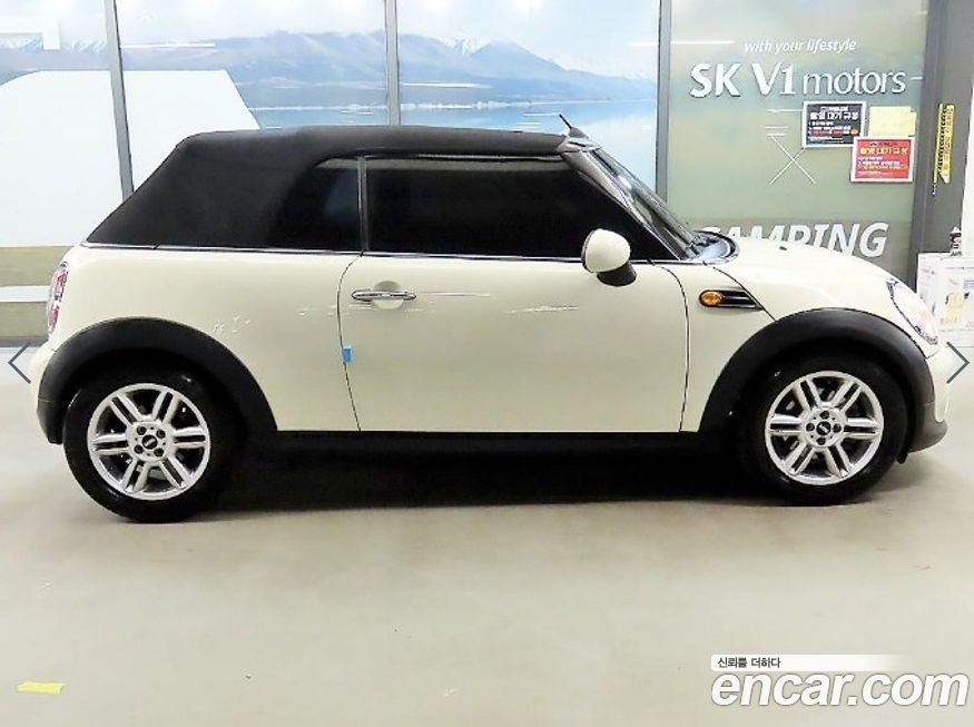 Mini Cooper Convertible 2011